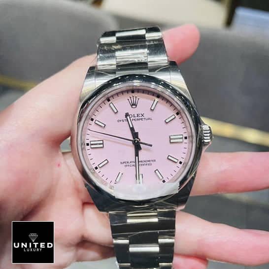 Rolex Oyster Perpetual 124300 Oyster Replica on his hand