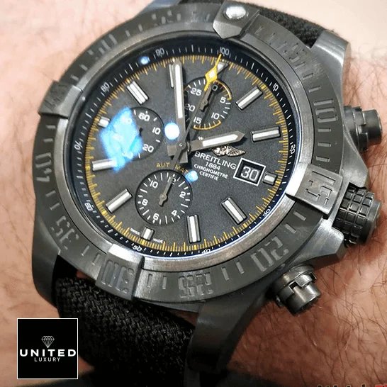 Breitling Super Avenger II M133711A/BF30 breitling Super Avener M133711ABF30 Black Dial Replica on the man wirst