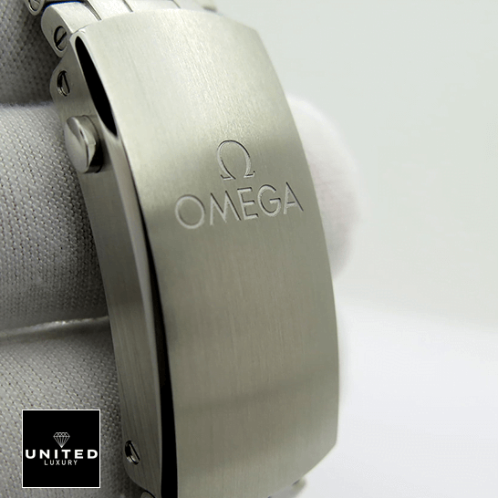 Omega Seamaster 233.30.41.21.01.001 Omega Stainless Steel Clasp Replica on the hand white background