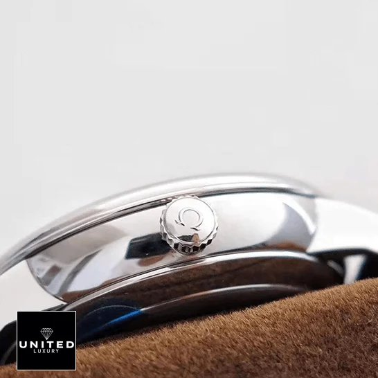 Omega De Ville Stainless Steel Claps 424.53.40.21.04.001 Replica crown on the omega logo