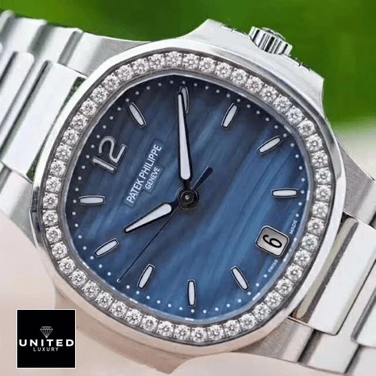 Patek Philippe Nautilus Ladies 7018/1A Elite Clone Edition patek philippe nautilus 70181A replica tiltedleft Patek Philippe Nautilus Ladies 7018/1A Elite Clone Edition patek philippe nautilus 70181A replica tiltedleft
