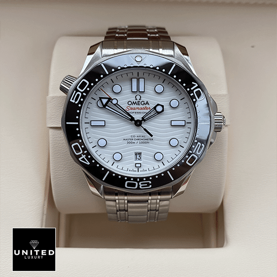 Omega Seamaster Diver 210.30.42.20.03.001 Perfect Clone Quality omega seamaster diver steel 210.30.42.20.04.001 white Omega Seamaster 210.30.42.20.04.001 Diver Steel Replica white dial
