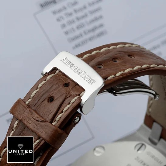 Audemars Piguet Royal Oak Offshore 26170ST.OO.D091CR.01 Audemars Piguet Royal Oak Leather Brwon Bracelet Rpelica steel opened claps