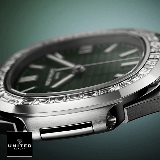 Patek Philippe Nautilus 5711/1300A-001 Patek Philippe Diamond Bezel Green Dial Replica side view