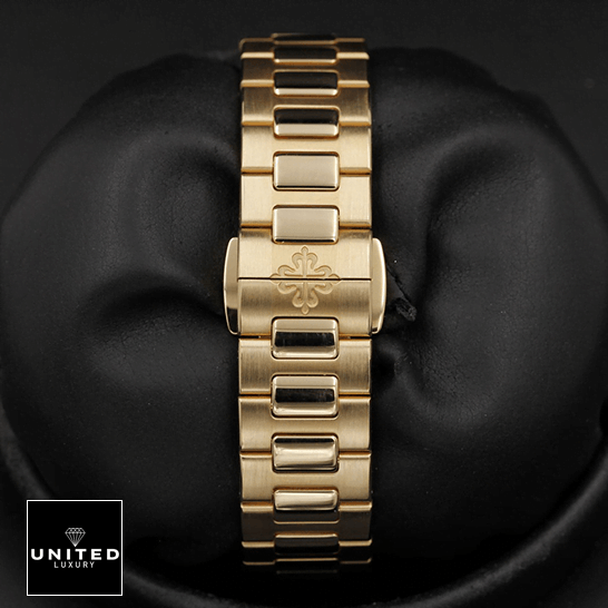 Patek Philippe Nautilus 7010/1R Patek Philippe Nautilus 70101R-012 Rose Gold Bracelet Replica opened clasp