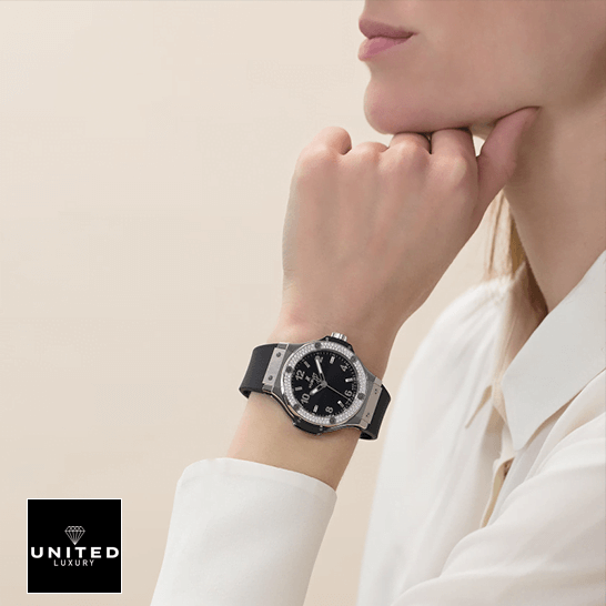 Hublot Big Bang Steel 361.SX.1270.RX.1104 Hublot Big Bang Steel Black Diamond Bezel Replica on the women wrist