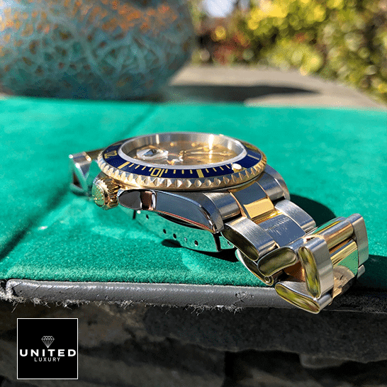 Rolex Submariner 16613 Rolex Submariner 16613 Two Tone Bracelet Stainless Steel Gold Crown Pusher Replica