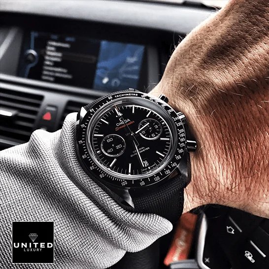 Omega Speedmaster Dark Side of the Moon Apollo 8 304.32.44.52.01.001 Mirror Clone 1:1 omega speedmaster dark side of the moon 311.92.44.51.0 black Omega Speedmaster Darkside Of The Moon 311.92.44.51.0 Black Dial Replica on the wrist