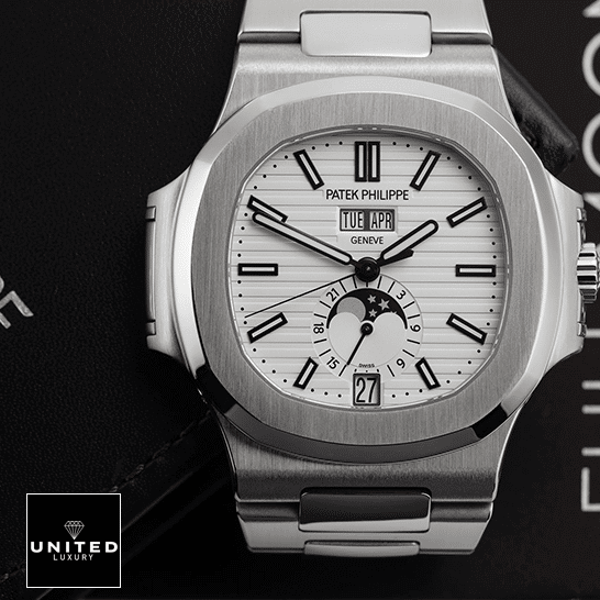 Patek Philippe Nautilus Annual Calendar 5726 Patek Philippe Nautilus White Dial 5726 Replica front view