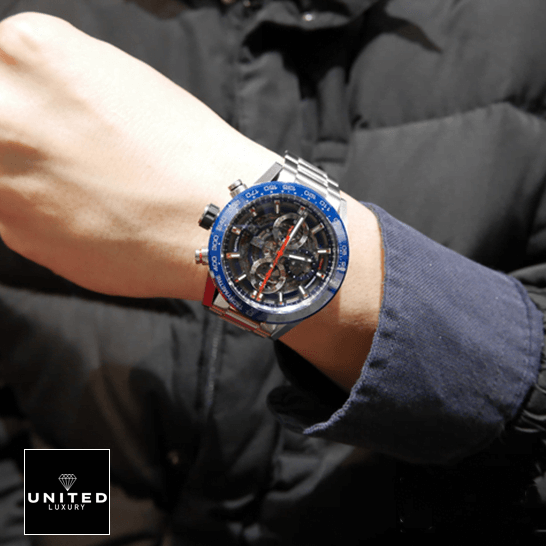 TAG Heuer Carrera 01 CAR201T Tag Heuer Carrera Blue Bezel Black Dial Red Second Hand Replica on the wrist