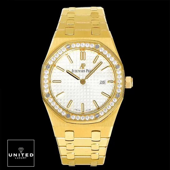 Audemars Piguet Royal Oak 67651BA.ZZ.1261BA.01 Audemars Piguet Royal Oak Yellow Gold White Dial Replica black background