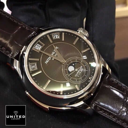 Patek Philippe Minute Repeater Tourbillon 5207P Patek Philippe Repeater Black Dial Replica on the black glove hand