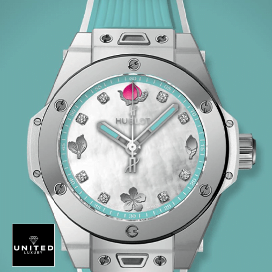 Hublot Big Bang One Click Chen Man 465.SE.6070.RW.CHM17 Replica hublot big bang one click chen man 465 SE 6070 RW CHM17 replica front three Hublot Big Bang One Click White Dial Blue Rubber Bracelet Replica blue background