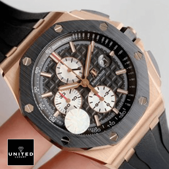 Audemars Piguet Royal Oak Offshore 26401RO.OO.A002CA.01 Premium Duplicate audemars piguet royal oak offshore novelty chronograph 26401RO.OO .A002CA Audemars Piguet Royal Oak Black Dial Gold Case Replica on the hand