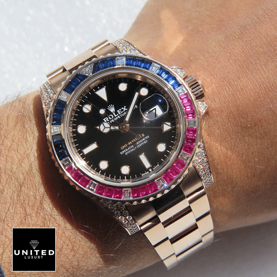 Rolex GMT-Master II 126755SARU Rolex GMT-Master II 126755SARU Replica on his arm