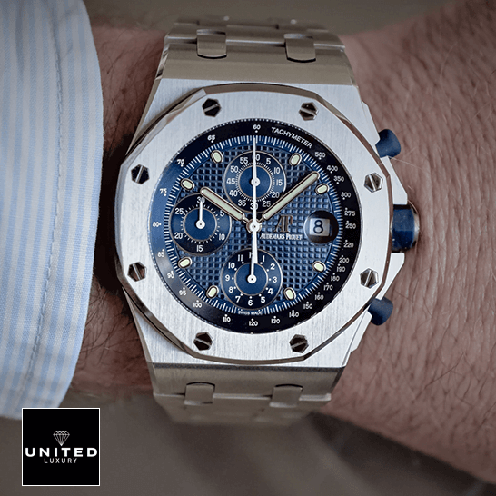 Audemars Piguet Royal Oak Offshore 26237ST Audemars Piguet Royal Oak Offshore 26237ST.OO_.1000ST.01 Replica on the wrist