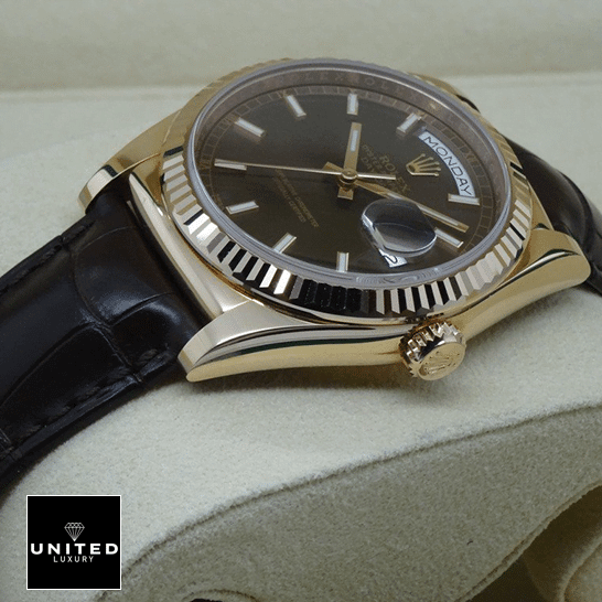 Rolex Day-Date 118135-0002 Rolex Day-Date 118139 Gold Case Right Side Crown Pusher Replica