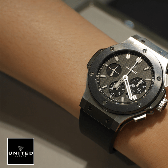 Hublot Big Bang Hublot Big Bang Steel Ceramic Rubber Black Dial Replica on the wrist