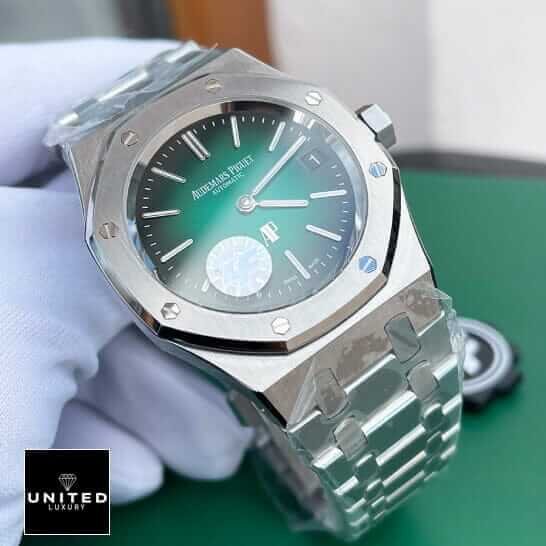 ap-green-dial-jumbo-right