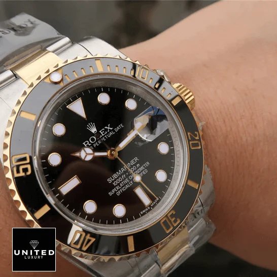 Rolex Submariner Date 126613LN Rolex Submariner Date 16803 Two Tone Black Dial Replica on the wrist