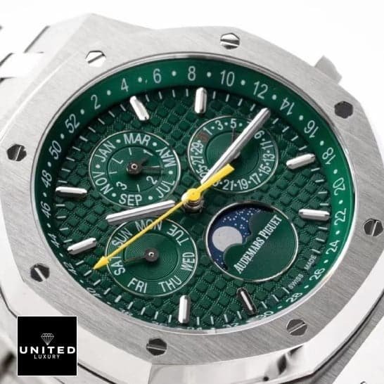 Audemars Piguet Royal Oak Perpetual Calendar 26574ST AP Royal Oak Offshore 26574ST.OO.1220ST.02 Green Dial Replica