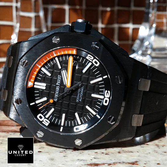 Audemars Piguet Royal Oak Offshore 15707CE.OO.A002CA.01 audemarspiguet-royaloakoffshore-15707CE.OO_.A002CA.01-replica-tiltedleft