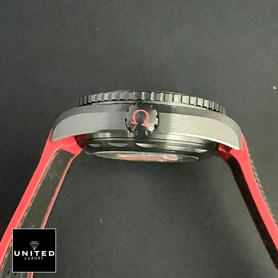 Omega Seamaster Planet Ocean Co-Axial Master Chronometer 215.92.46.22.01.003 Omega Seamaster Red Bracelet Crown on the omega logo Replica