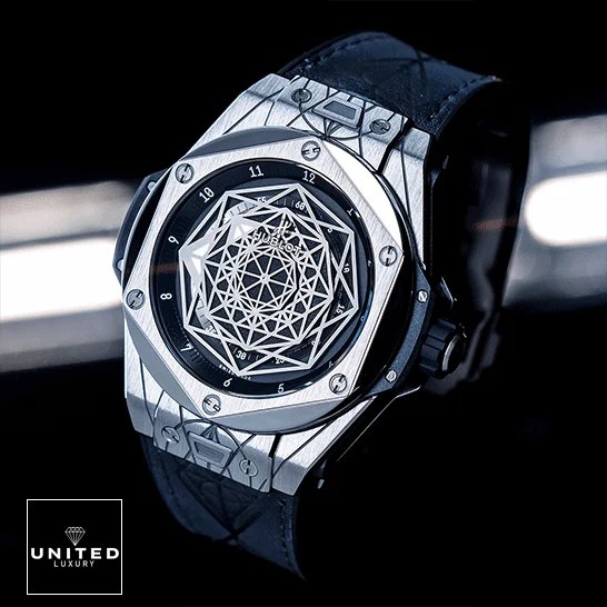 Hublot Big Bang Sang Bleu 415.NX.1112.VR.MXM16 Ultra Realistic Replica hublot big bang sang bleu 415.NX .1112.VR left Hublot Big Bang Sang Blue 415.NX_.1112.VR Replica black background