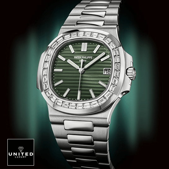 Patek Philippe Nautilus 5711/1300A-001 Patek Philippe 5711-1A-014 Green Dial Diamond Replica green background
