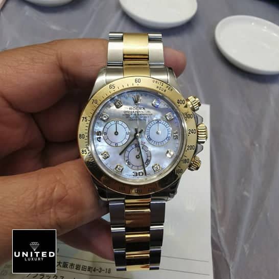 Rolex Daytona Two-Tone 116523 Rolex Daytona Two Tone Bracelet 116523 Replica on the wrist