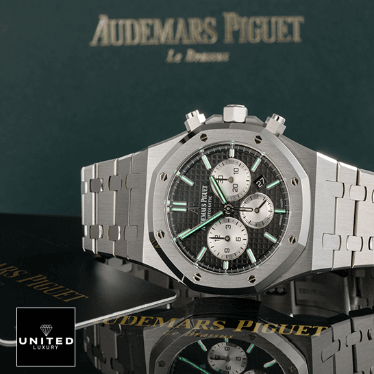 Audemars Piguet Royal Oak Chronograph 26331ST Audemars Piguet Black Dial & Dial Phosphor Replica on the ap box